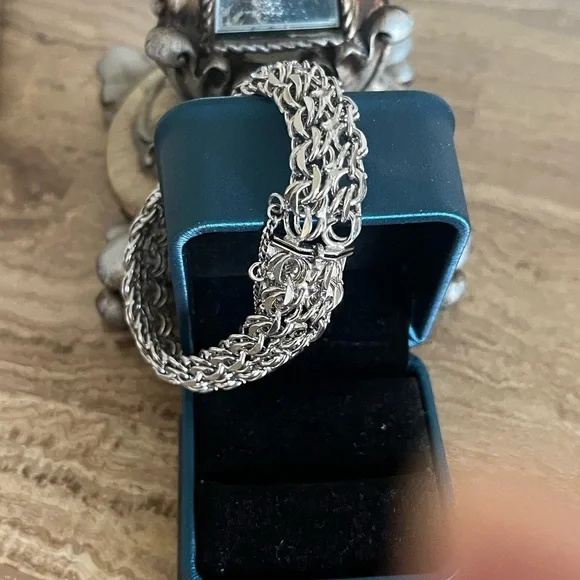 Sterling Silver bracelet - Picture 3 of 7